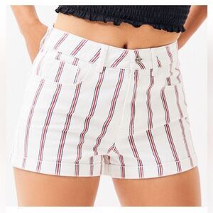 NWT PacSun Los Angeles Shorts Women's 26 White Red Striped Mom Shorts Pockets.